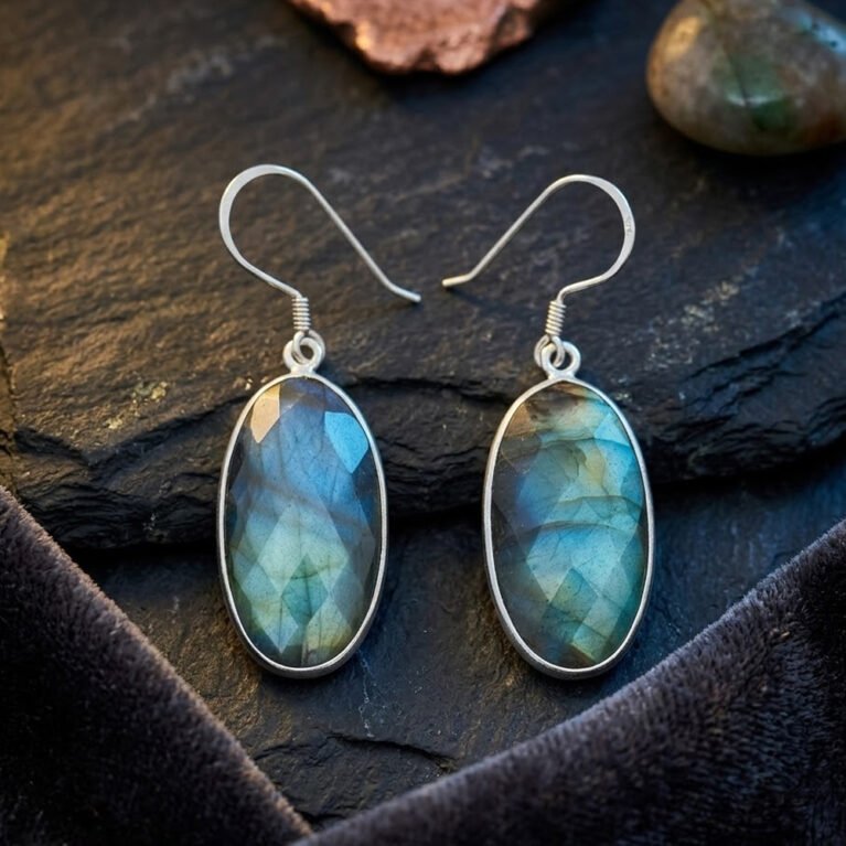 Labradorite Handmade 925 Silver Ring .