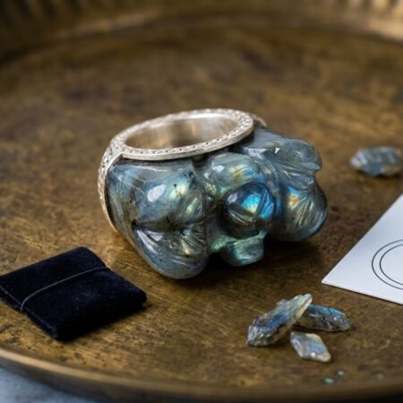 Handcarved Labradorite Silver Ring with Iridescent Flash